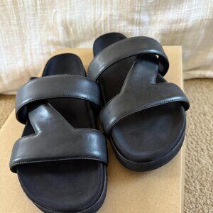 ROAM Black slides 40/9